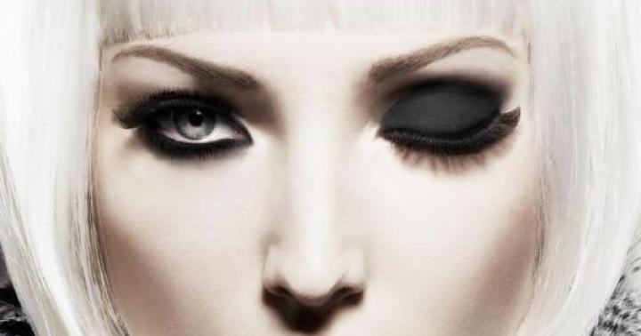 Sivé oči zdôrazňujeme dymovým dymovým make-upom pre sivé oči