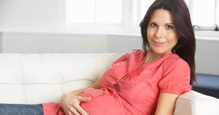 Ворушіння плода під час вагітності: що означають і як рахувати